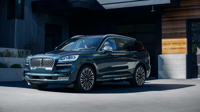 Illustration for article titled The Lincoln Aviator configurator is online, and I just built a fully loaded one for an eye-watering $91,145